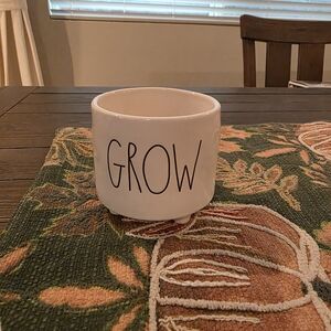 Rae Dunn White 'Grow' Planter